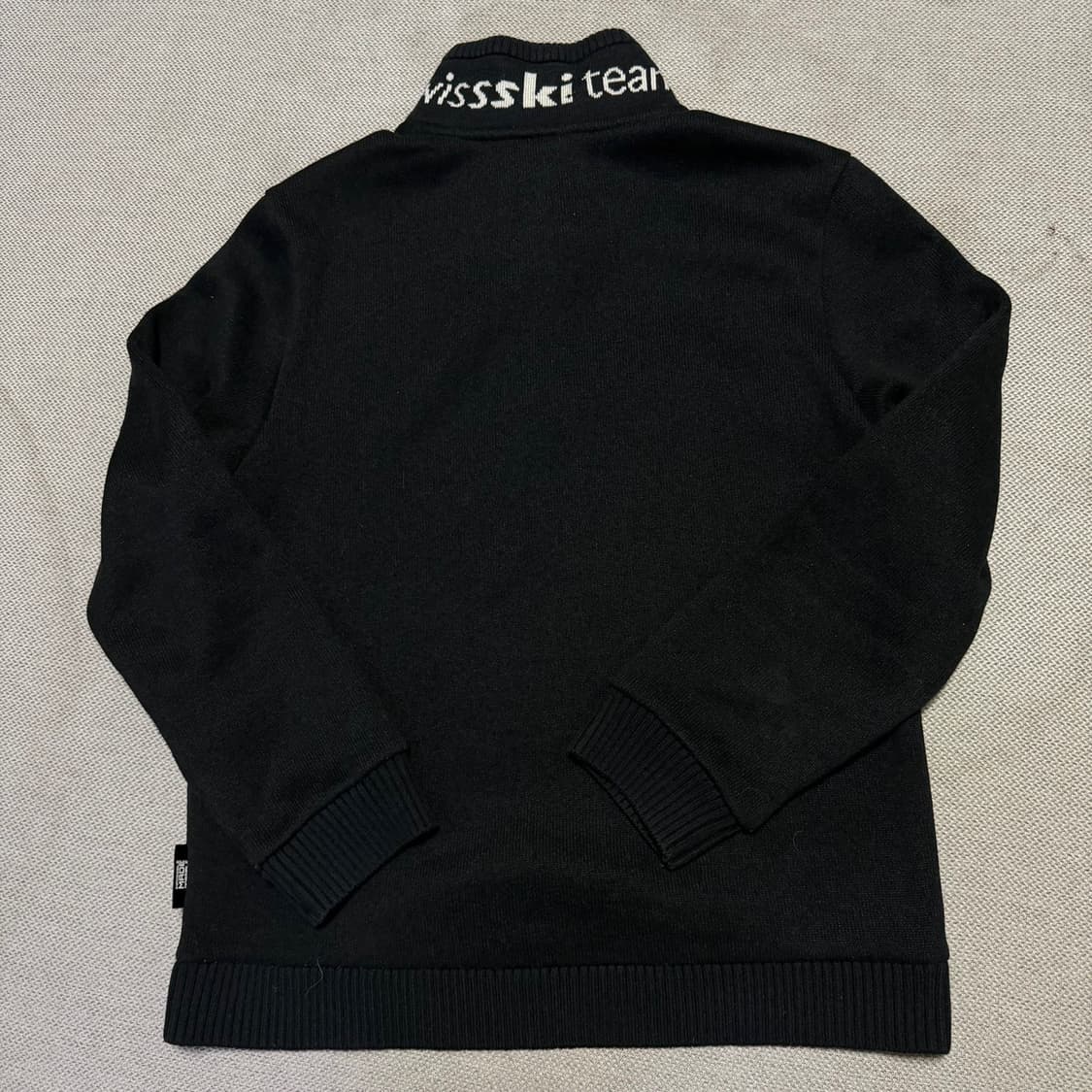 데상트 스위스 스키팀 하프집업 니트 상품이미지7