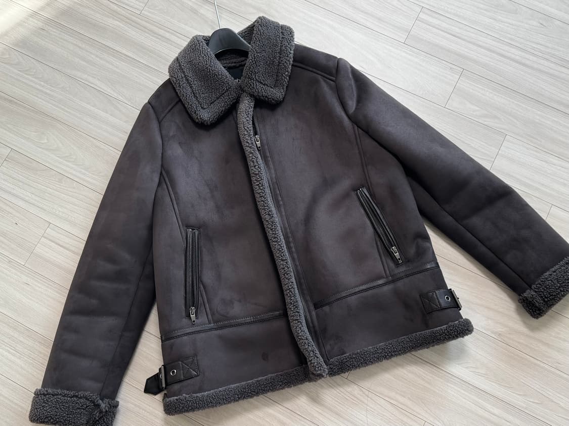 무스탕 (그레이/블랙) 상품이미지4