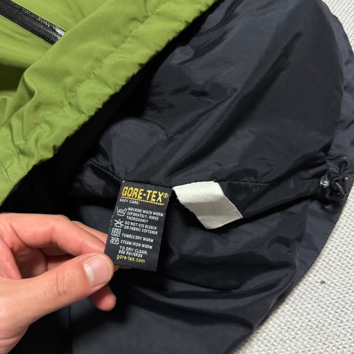 컬럼비아 티타늄 고어텍스 바람막이 자켓 상품이미지4