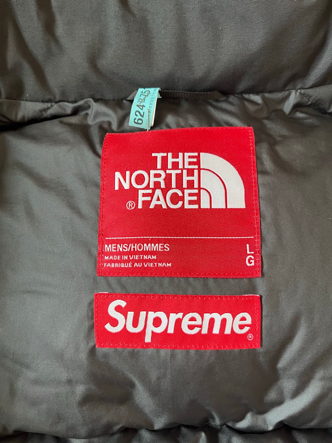 슈프림 노스페이스 설산 패딩 L 상품이미지4