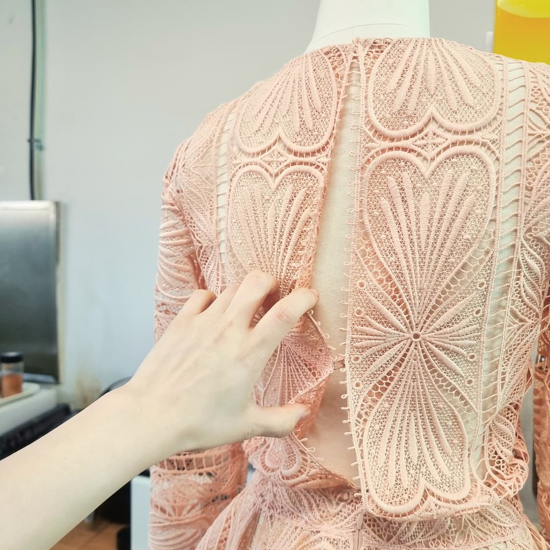 마쥬 maje 펀칭레이스 원피스 (44~55) 상태완벽 /슬립따로입어야함 상품이미지8