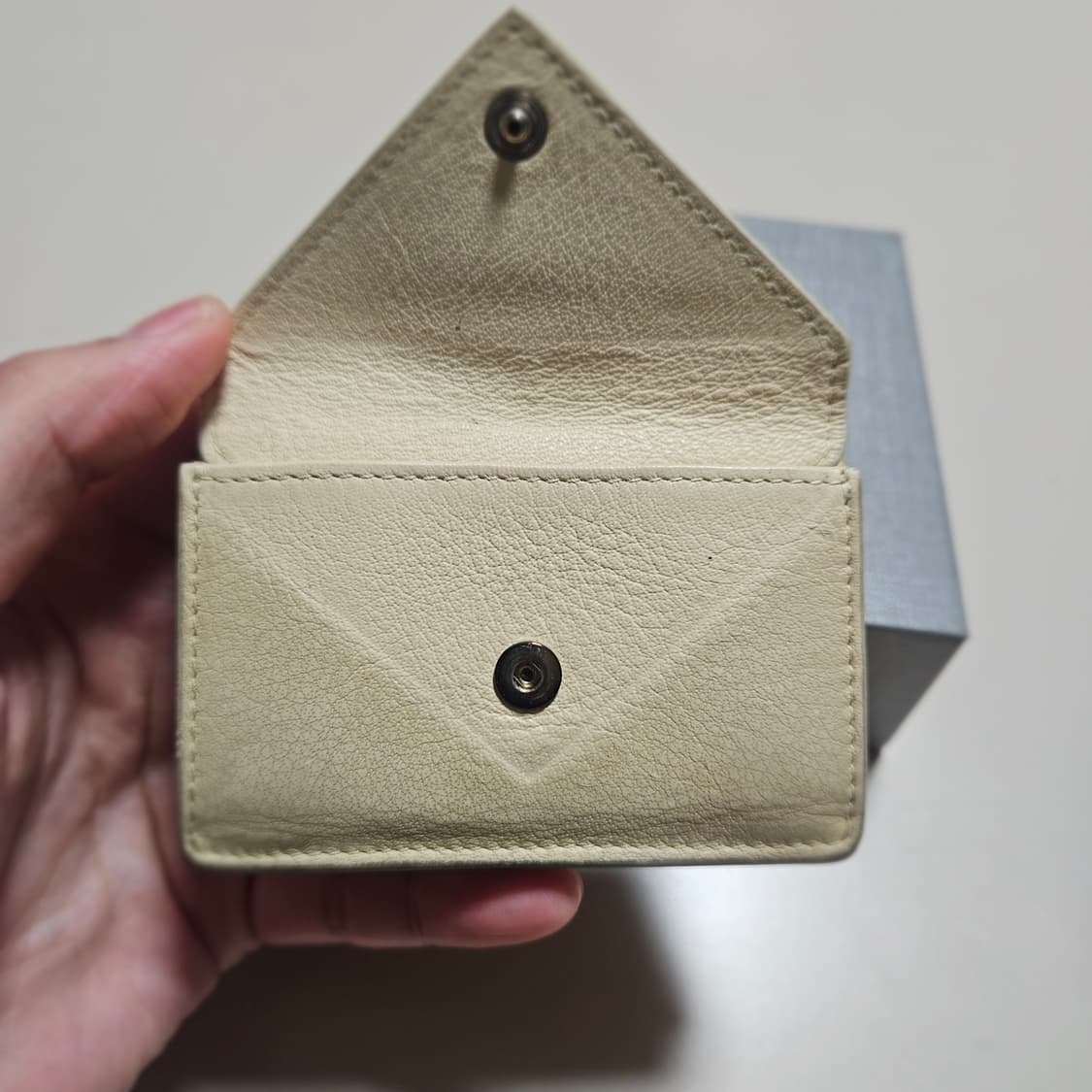 발렌시아가 파피에르 미니 지갑 베이지 상품이미지3
