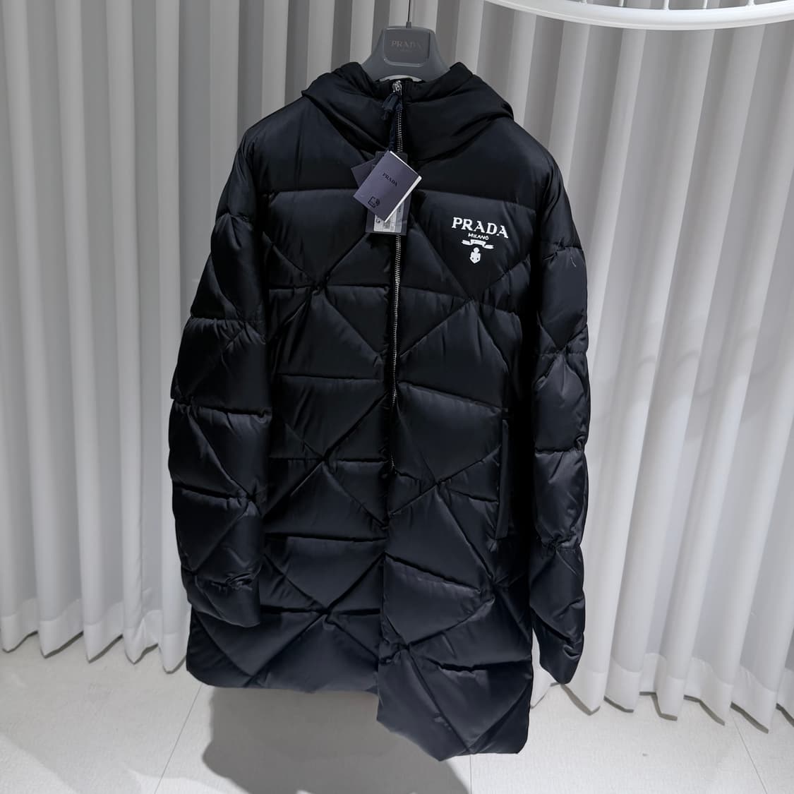 (S+/3XL) / 프라다 삼각로고 퀄팅 리나일론 롱 패딩 자켓 미사용 상품이미지2