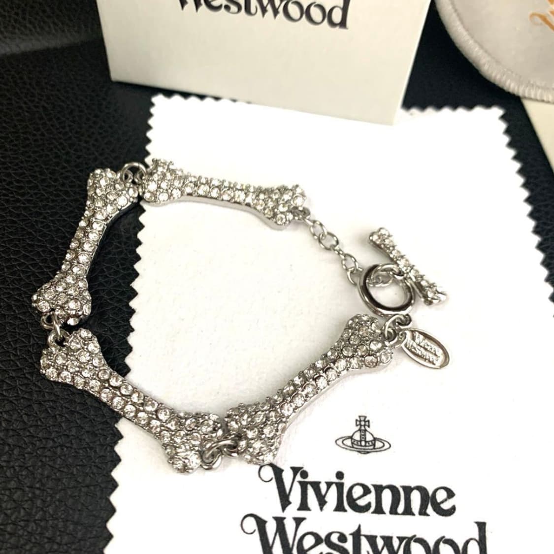 비비안웨스트우드 아카이브 본 브레이슬릿 팔찌 상품이미지2