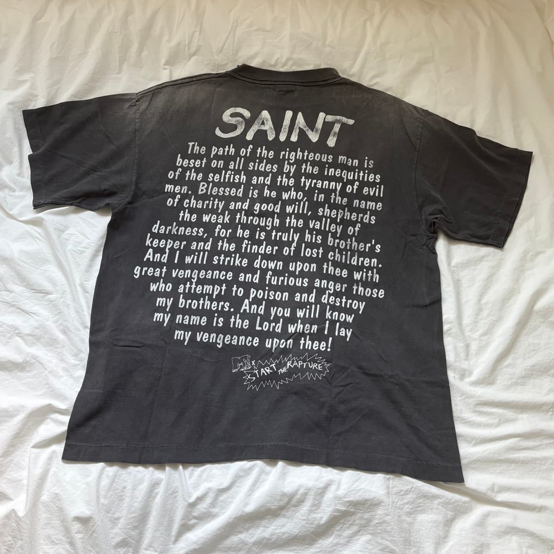 세인트 미카엘 펄프픽션 티 상품이미지2