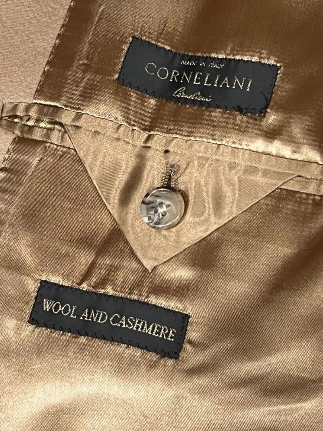 꼬르넬리아니 코트 상품이미지10