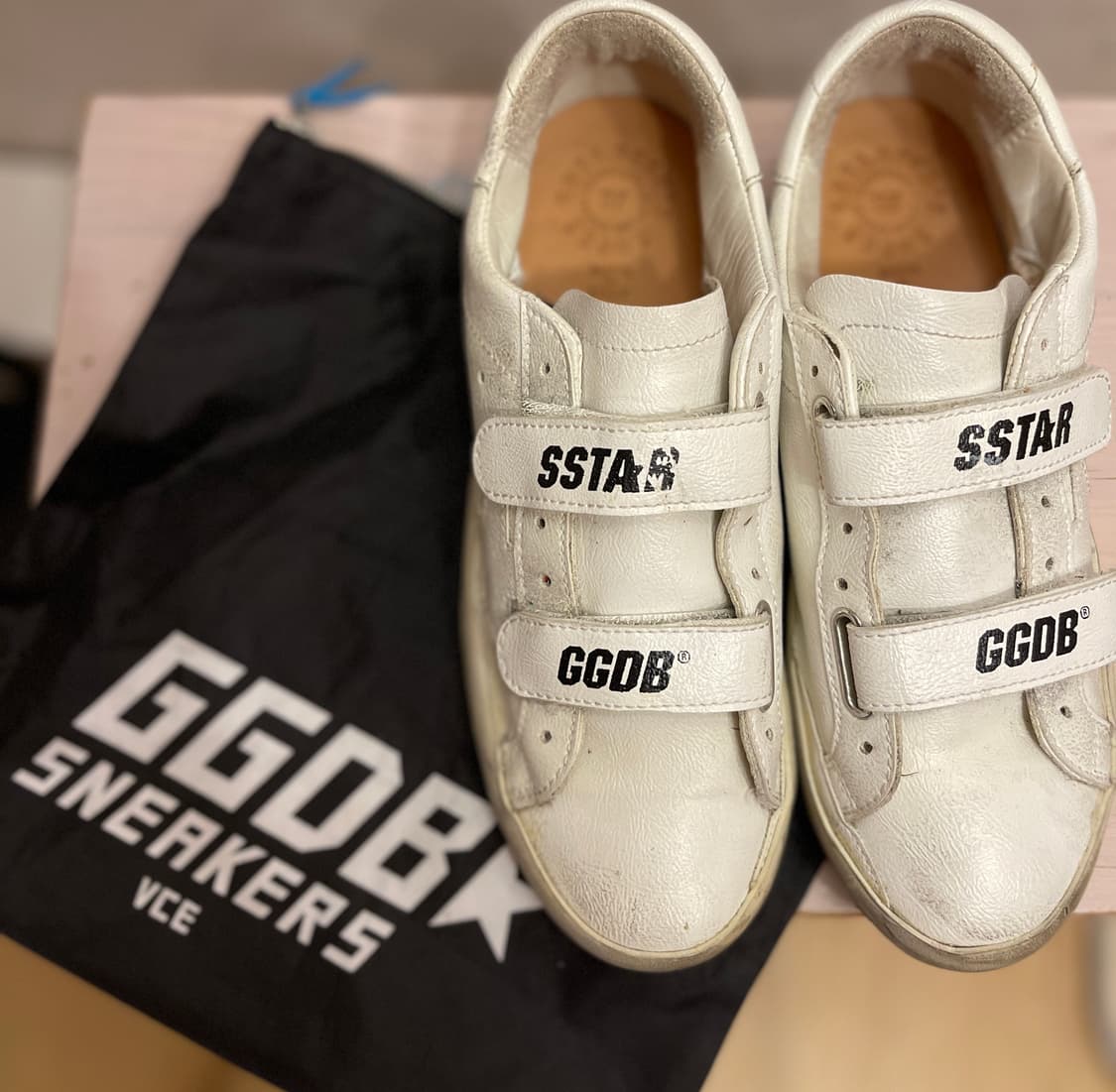 골든구스 올드스쿨에디션 벨크로 37(240) 사이즈 흰색 상품이미지6