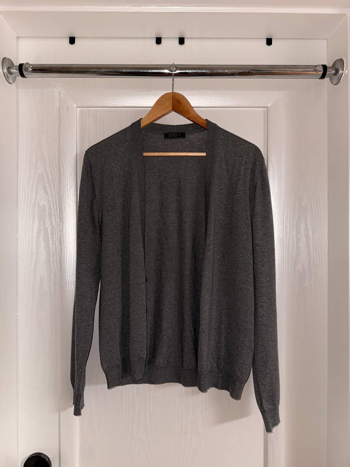 Wool V-neck Cardigan 상품이미지6