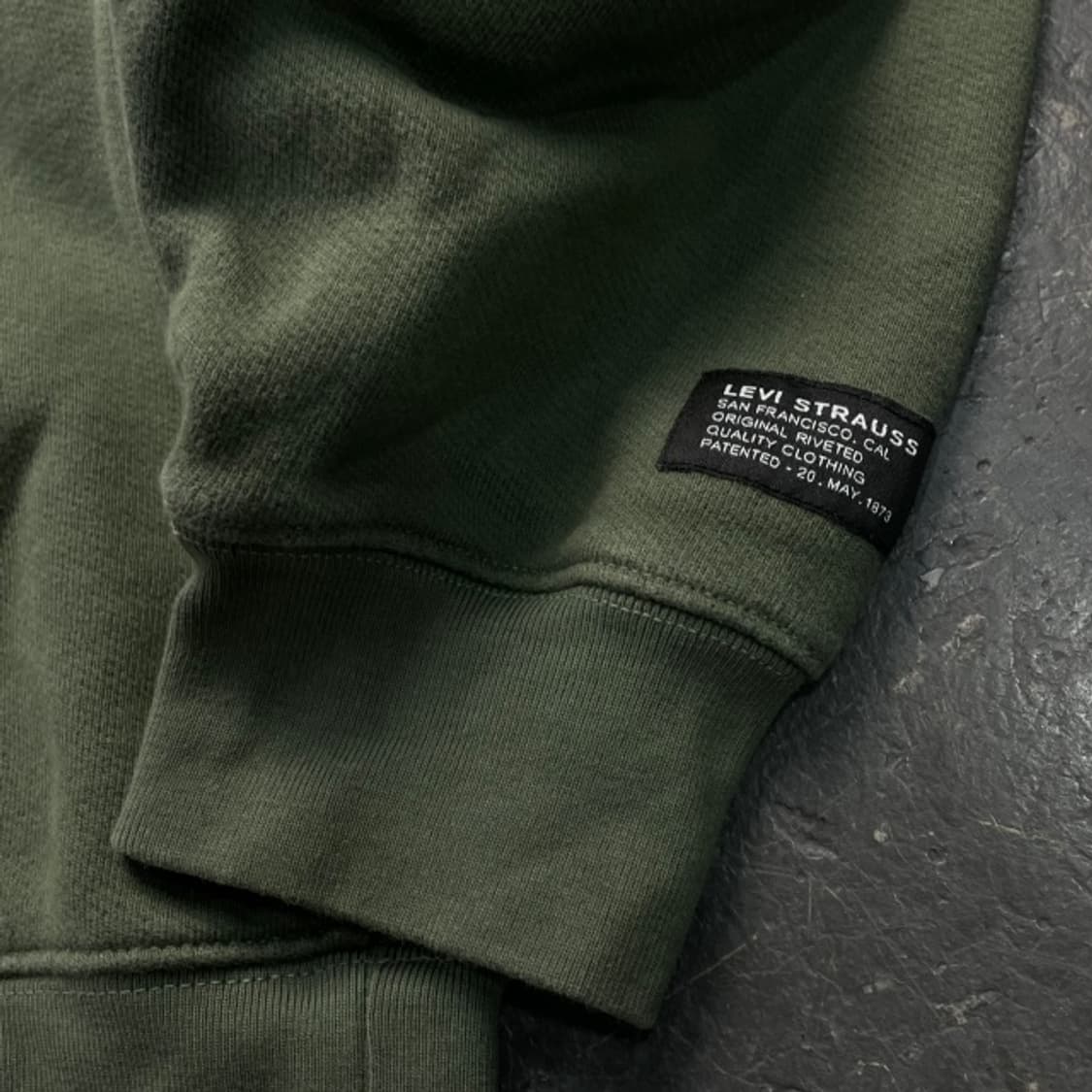 100 리바이스 포켓 카고 맨투맨 상품이미지4