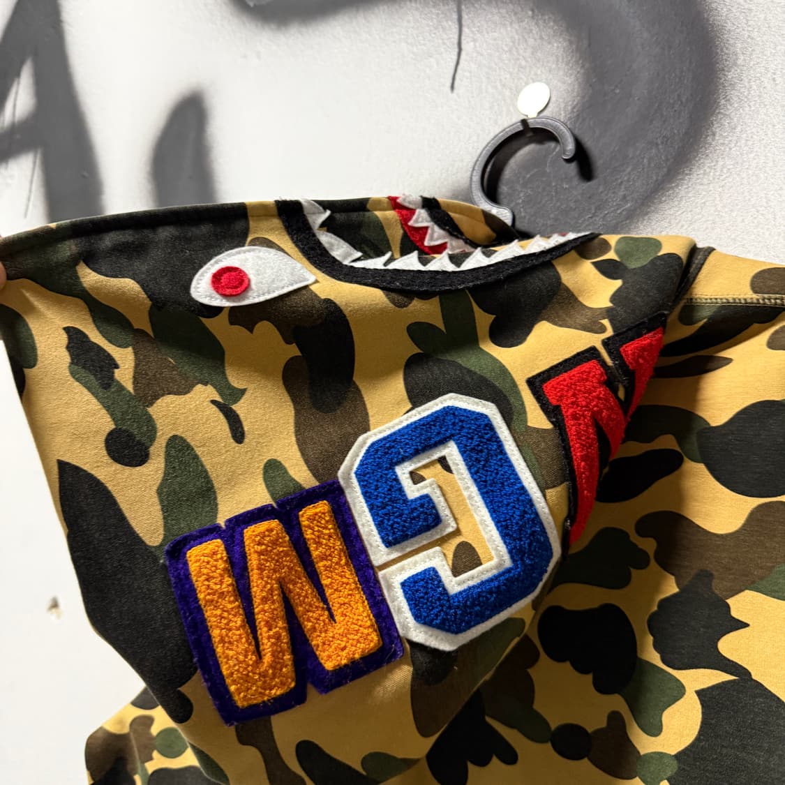 정품 베이프 고어텍스 1st 카모 황계 샤크 풀 집업 후디 상품이미지6