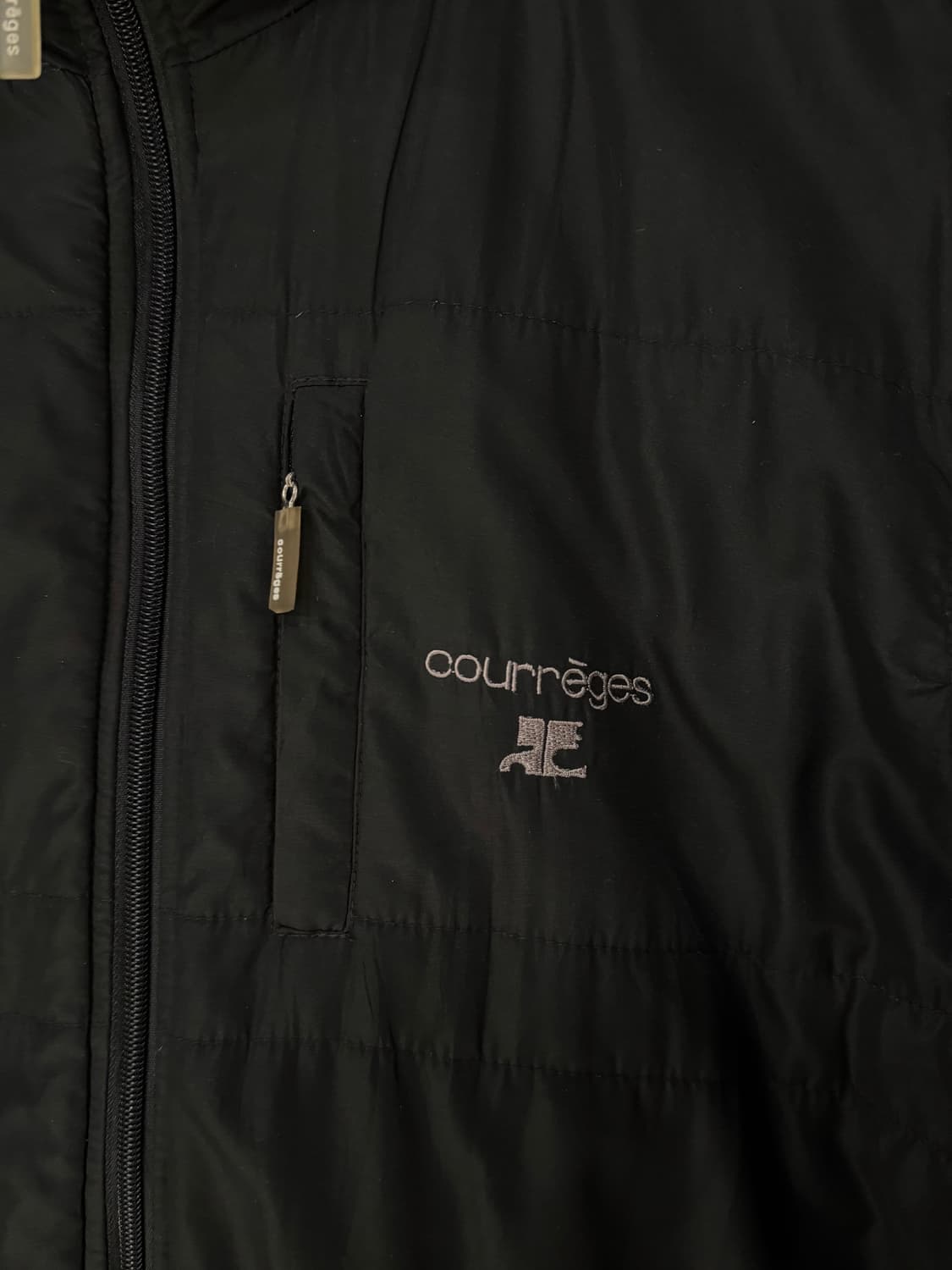 Courreges 꾸레쥬 블랙 푸퍼자켓 상품이미지3