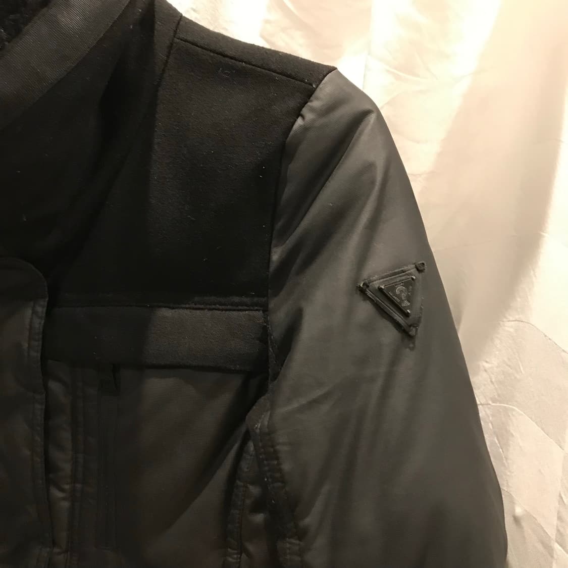 Guess 게스 고스펑크 레더 무스탕 자켓 상품이미지4