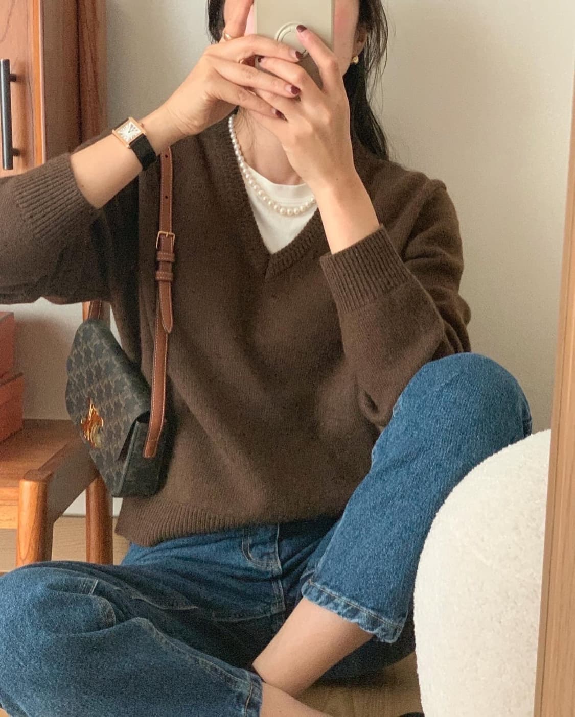 브이넥 니트(브라운) 상품이미지1