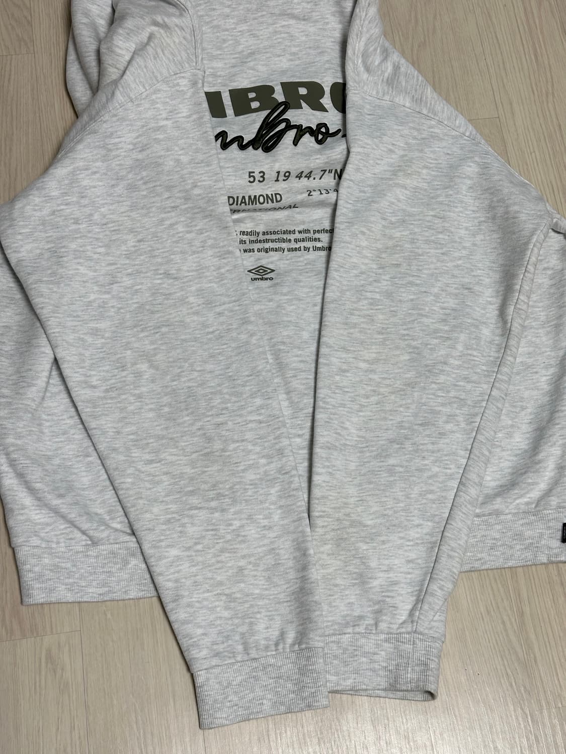 엄브로 UMBRO 레터링 후드티 화이트멜란지 상품이미지5