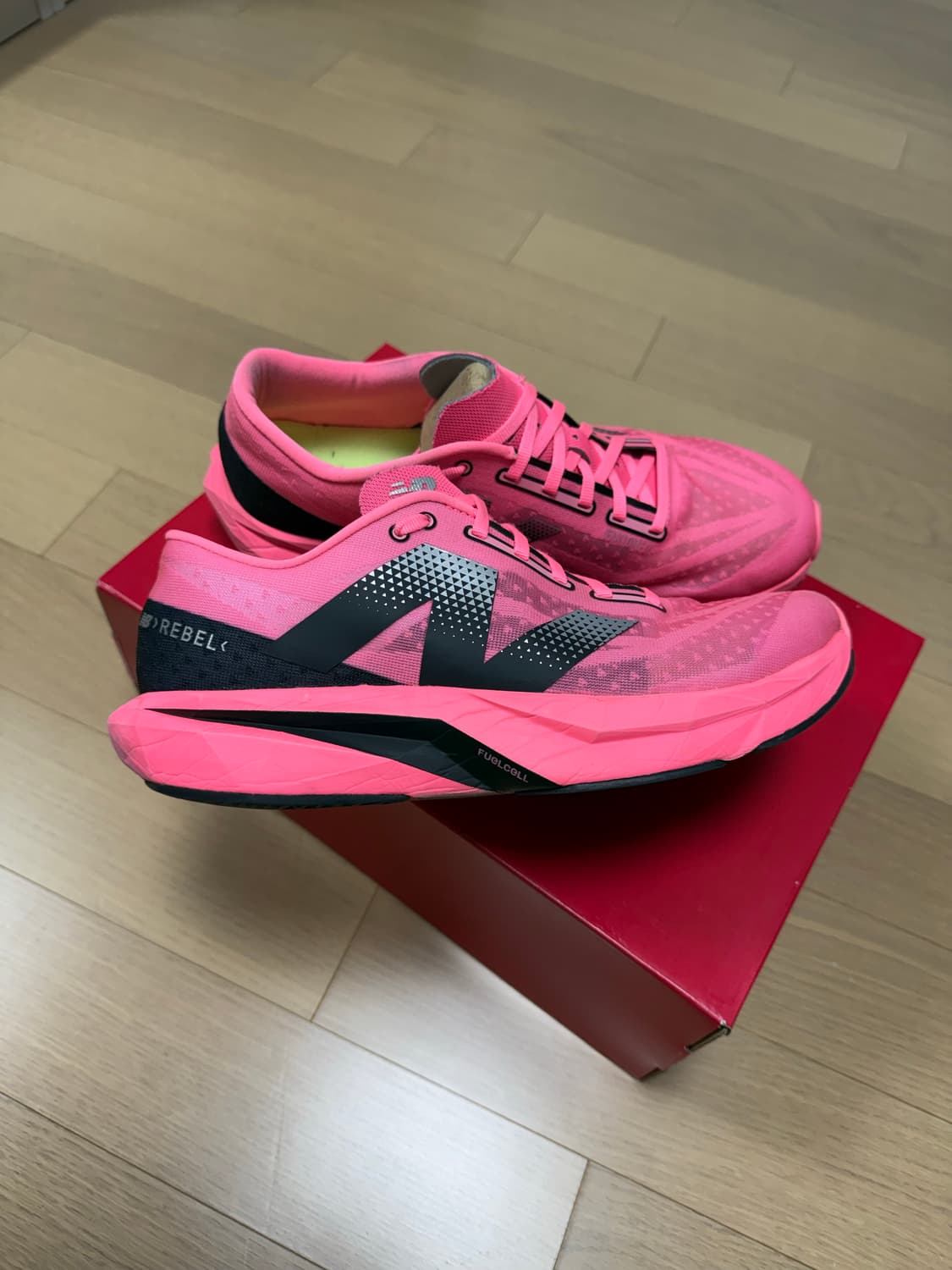 뉴발란스 퓨어셀 레벨 v4 상품이미지2