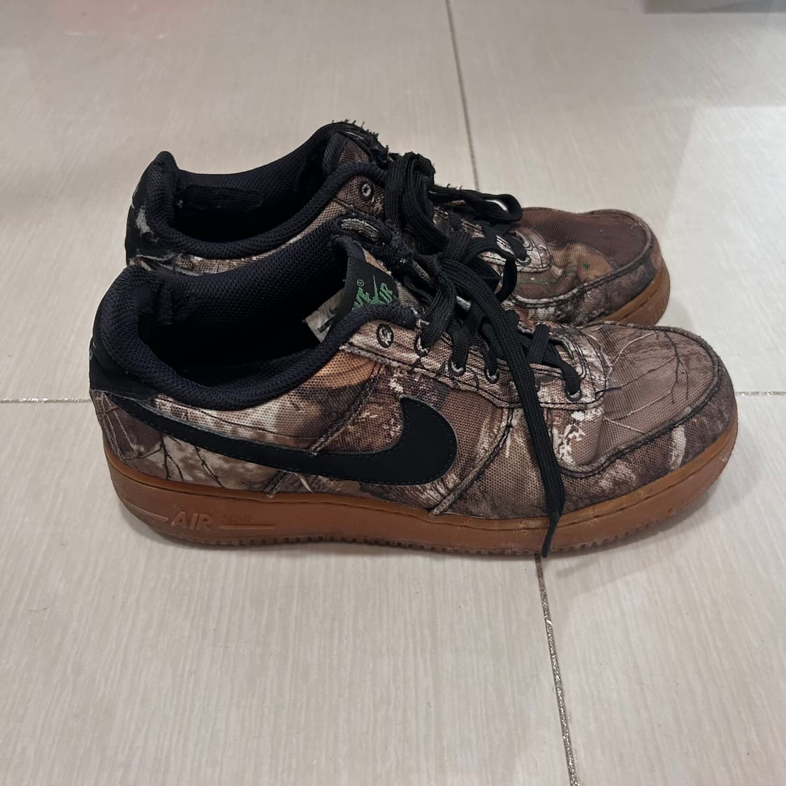 나이키 리얼트리 상품이미지3