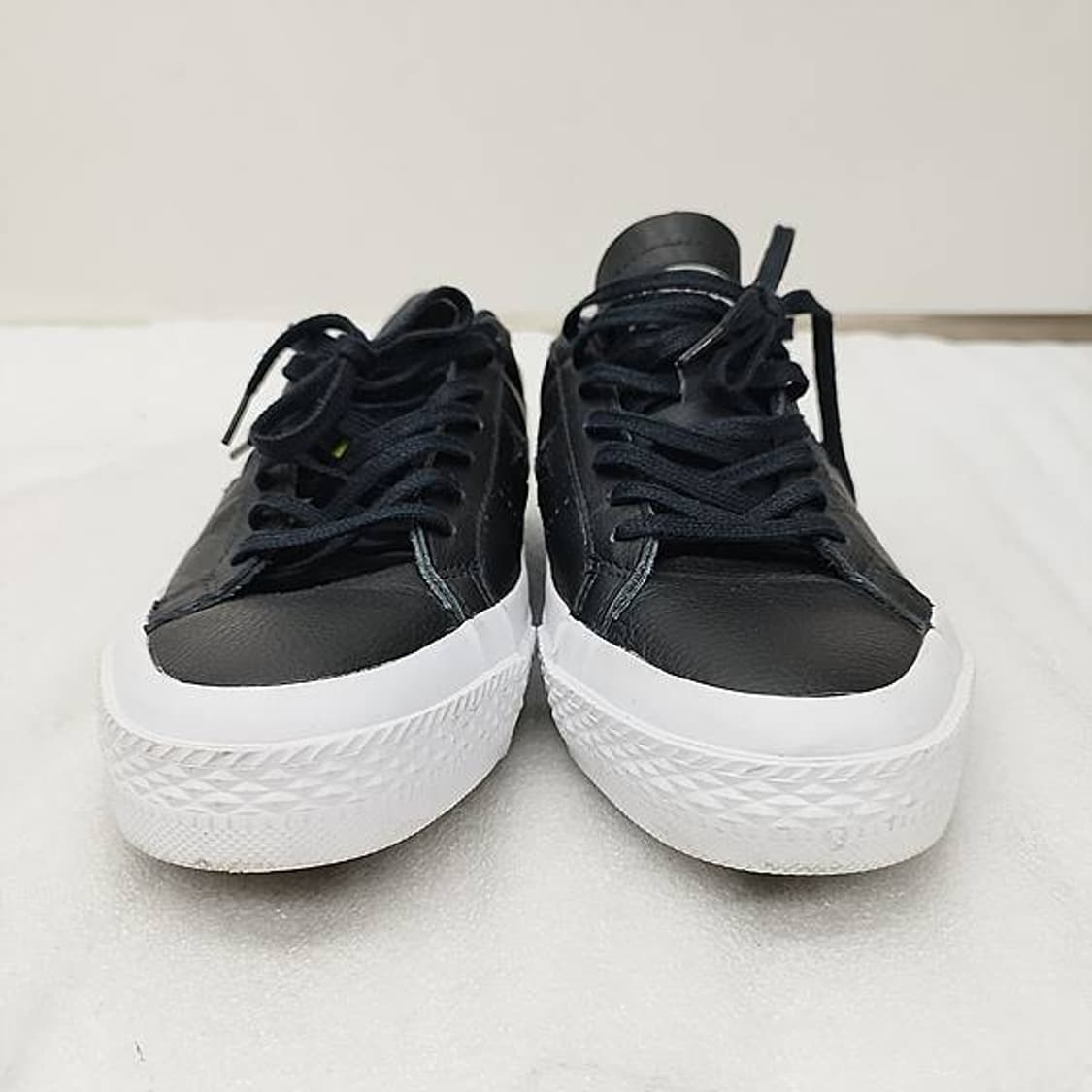 상태 아주좋은 컨버스 레더 로우 블랙 250mm 상품이미지2