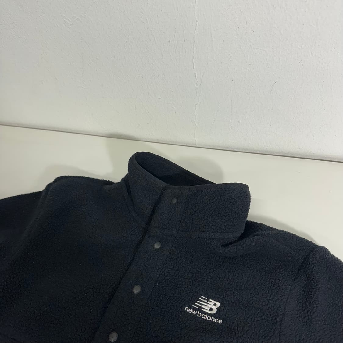 S 뉴발란스 블랙 뽀글이 캥거루 반집업 후리스 상품이미지4