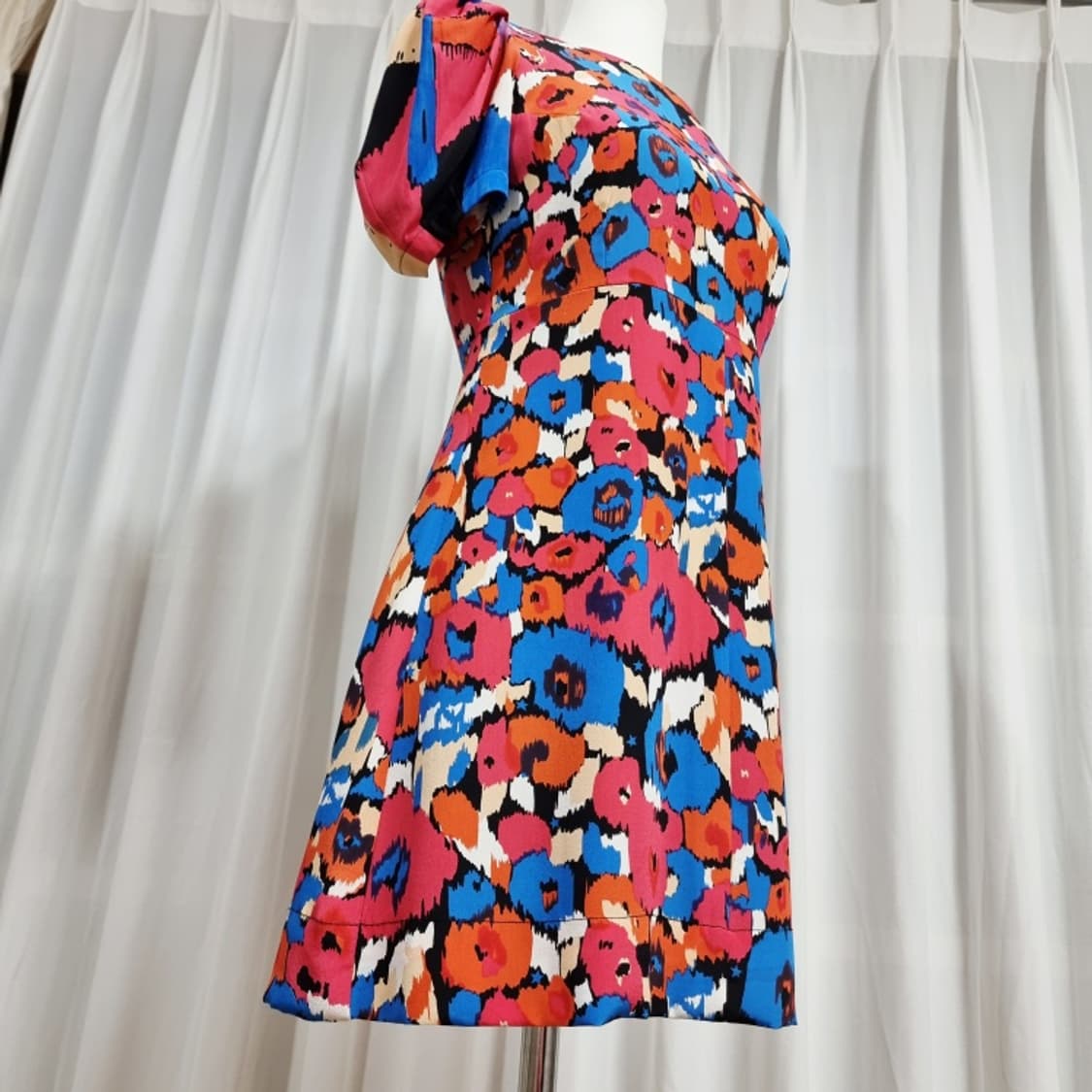 씨바이끌로에 원피스 실크100 (44-날씬55) 상태최상 상품이미지4