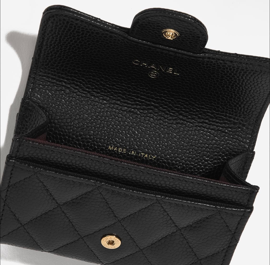 샤넬 클래식 카드 홀더 지갑 상품이미지3