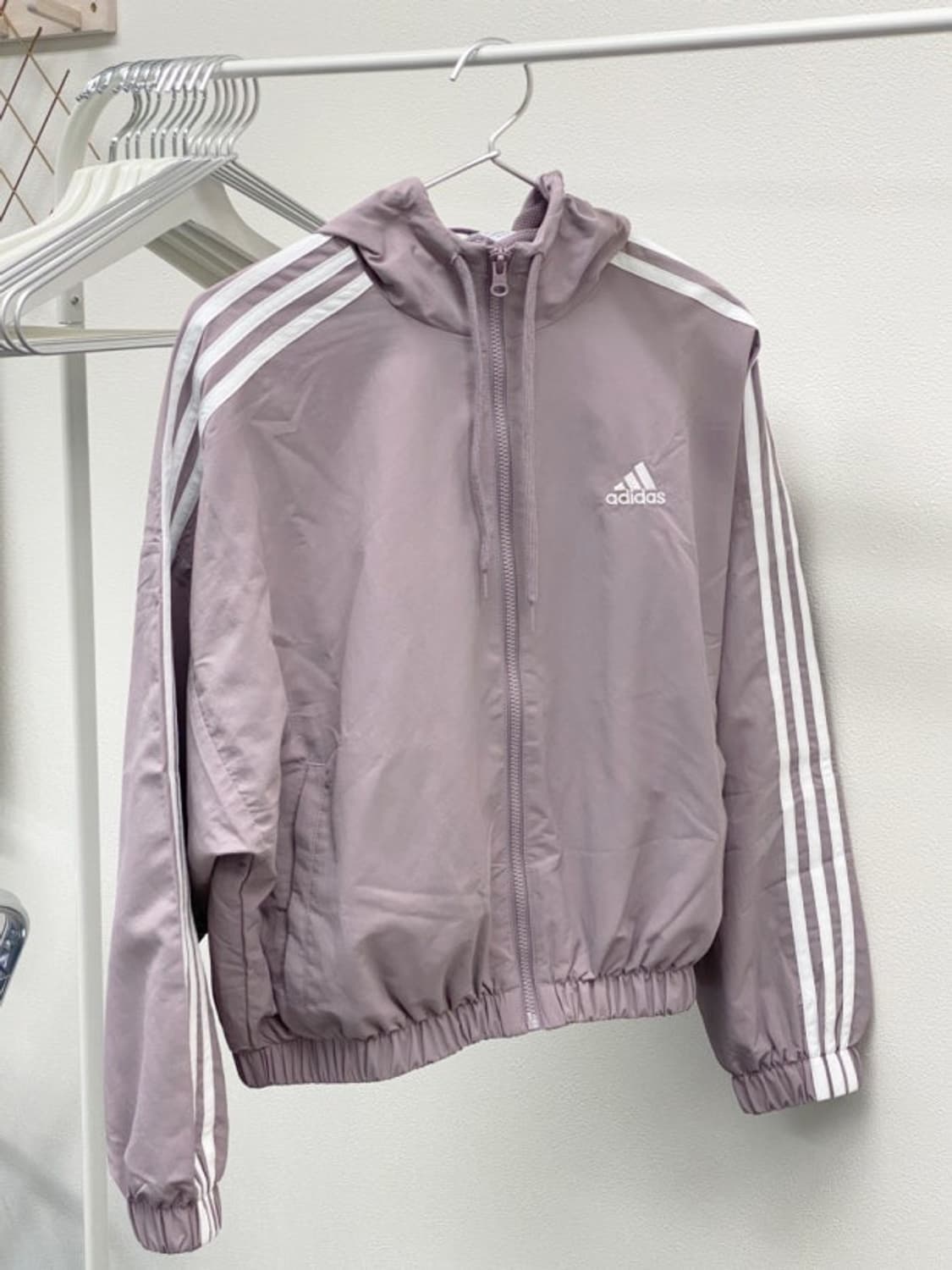 아디다스 크롭 바람막이 상품이미지2