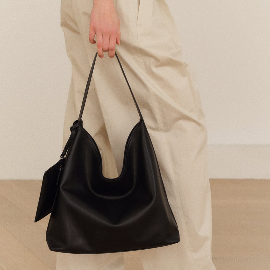 로서울 펄피 호보백 블랙 상품이미지1