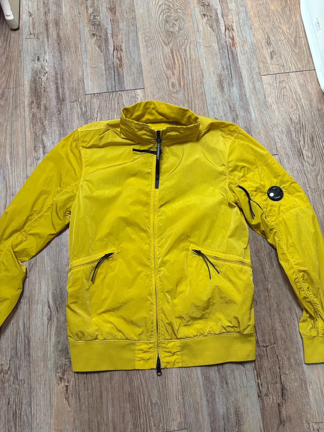 cp컴퍼니 옐로우 자켓L 상품이미지1