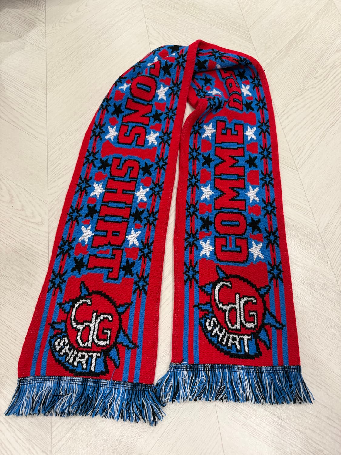 꼼데가르송 머플러 상품이미지1