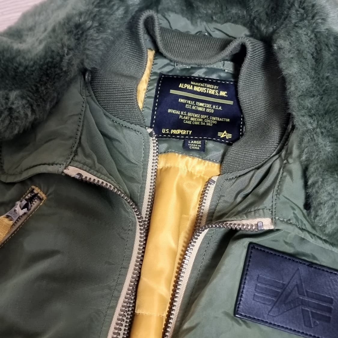알파인더스트리 b-15 퍼 카키 봄버 자켓(105) 상품이미지5