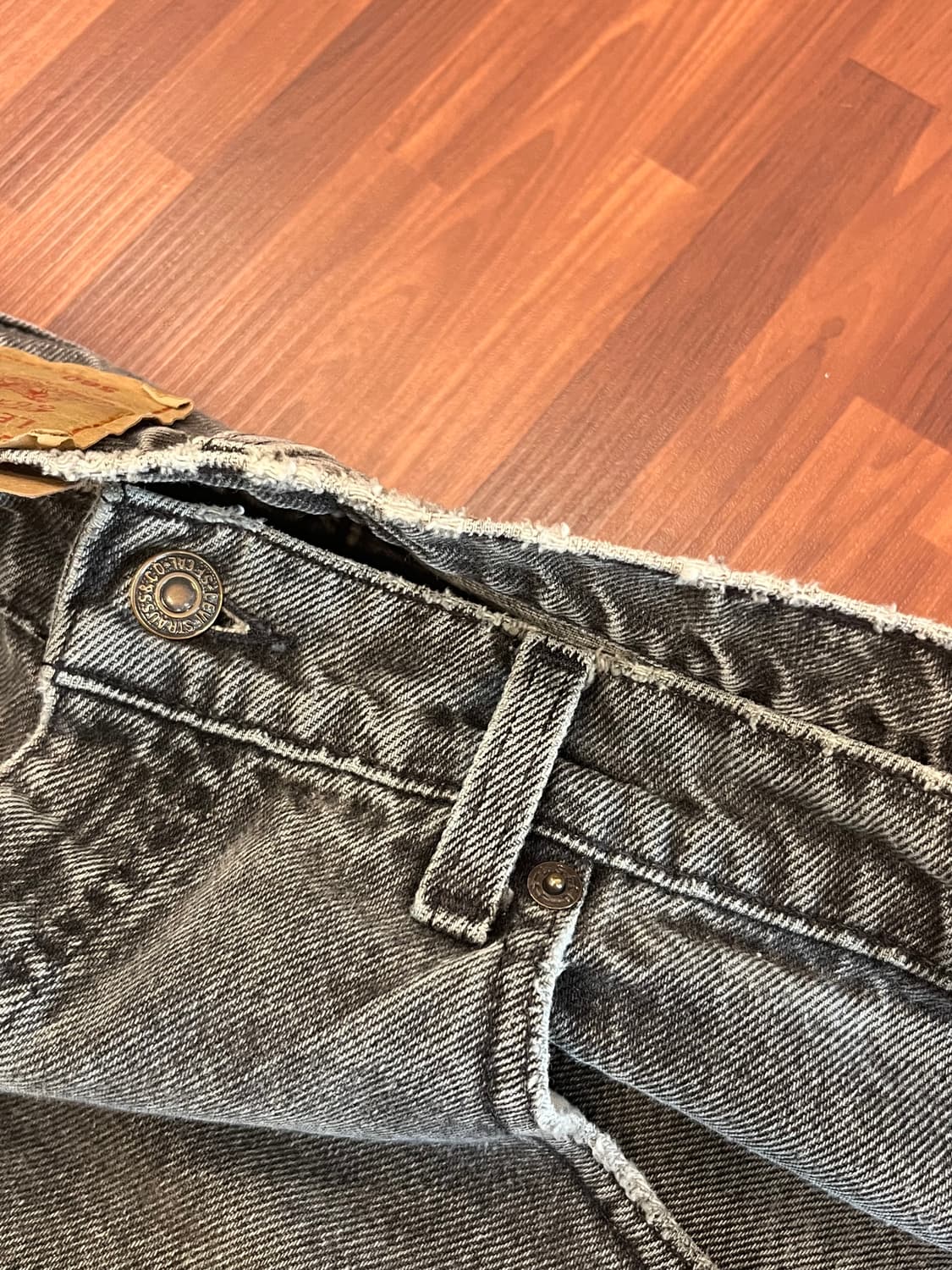 90s Levis 리바이스 560 흑청 컷오프 데님 쇼츠 팬츠 (USA) 상품이미지8