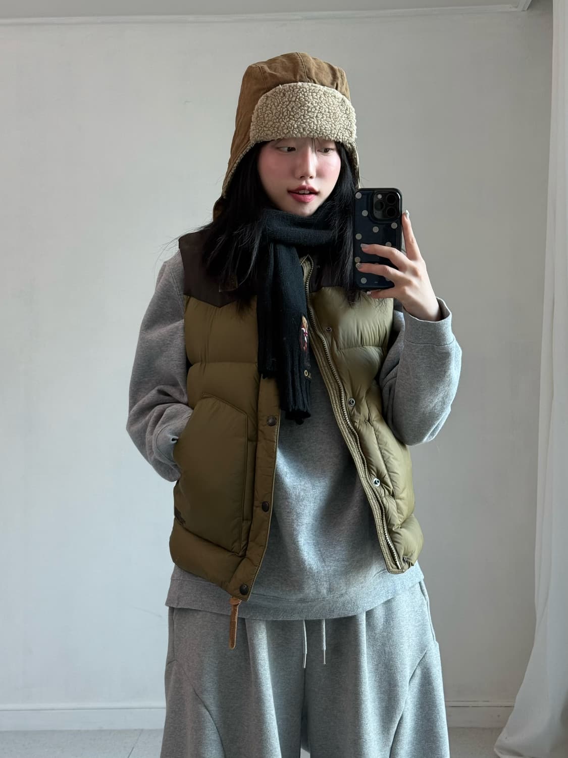 노스페이스 카키 브라운 조끼 패딩 상품이미지2