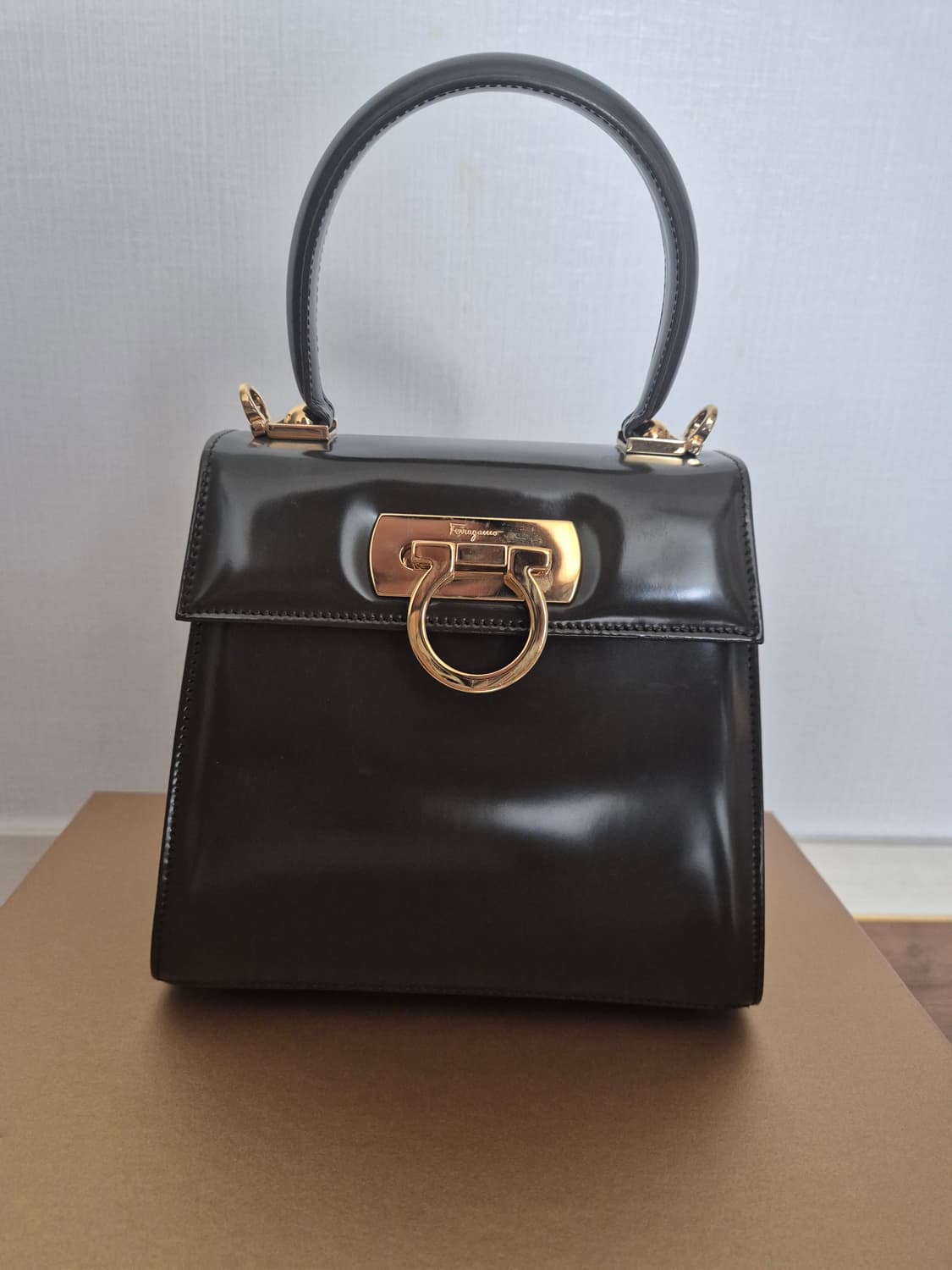 페레가모 켈리백 상품이미지3