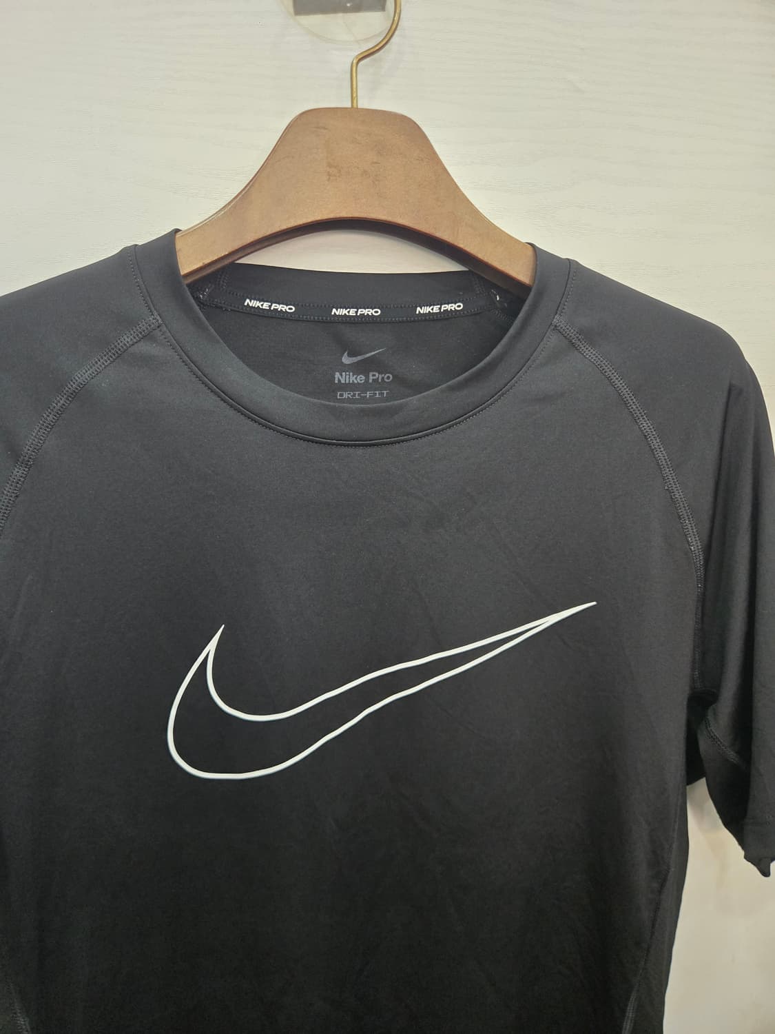 110,2XL)) NIKE pro 나이키 프로 반팔티셔츠 ! 달리붙는핏 상품이미지3