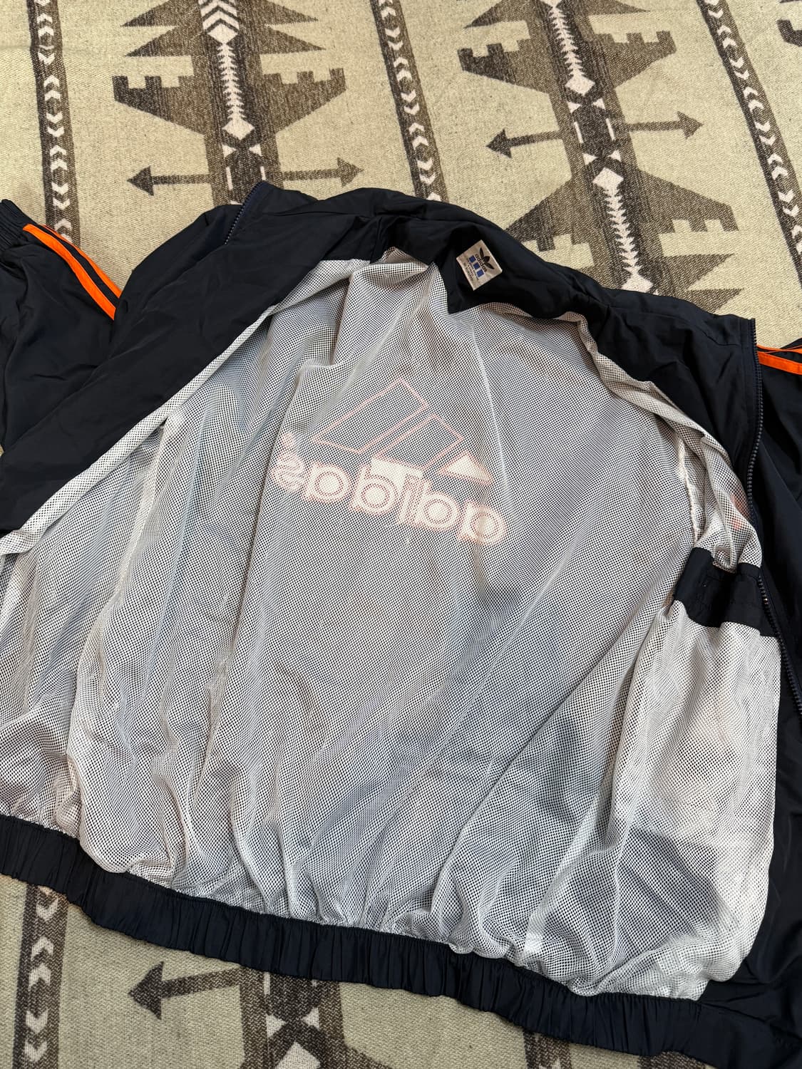 아디다스 올드스쿨 바람막이 네이비/오렌지 상품이미지7