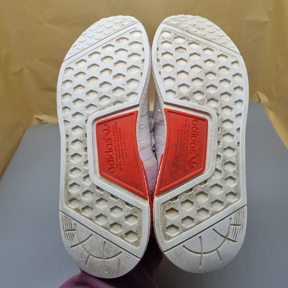 아디다스 NMD R1 슈프림 운동화275 상품이미지3