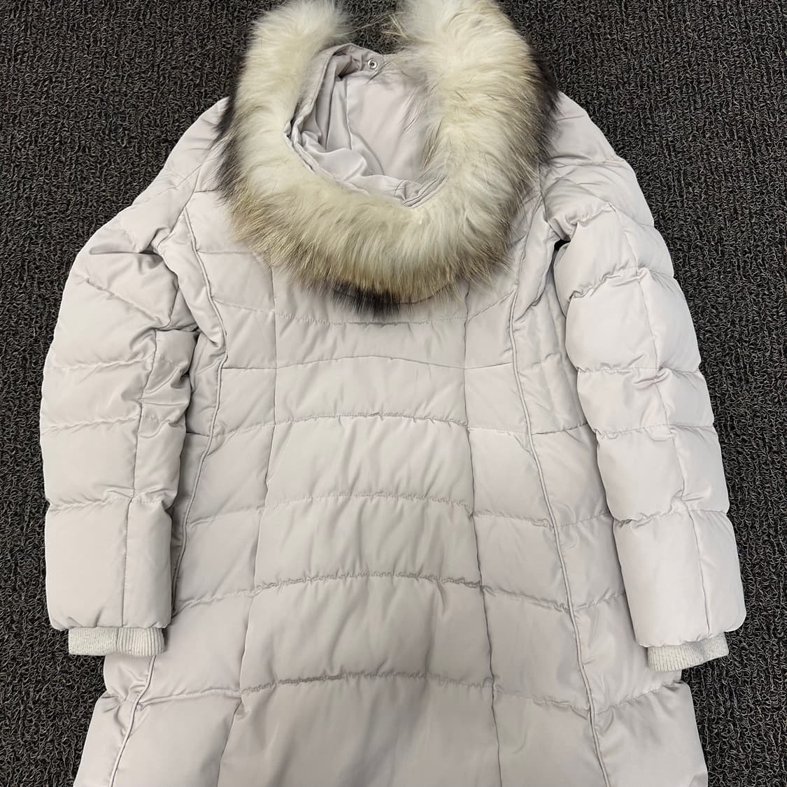 on & on 온앤온 여성 덕다운 롱패딩 95사이즈 상품이미지5