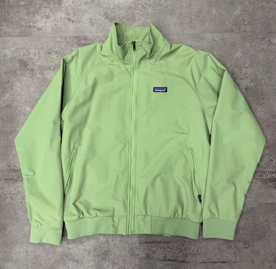 파타고니아 라이트 그린 바람막이 자켓 상품이미지1