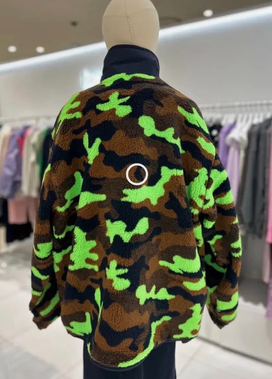 쥬시쥬디 카모 플리스 덤블링 점퍼 상품이미지2