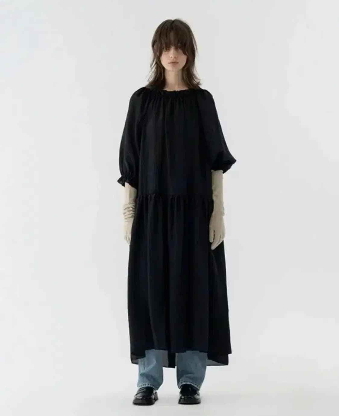 비아플레인 시몬 원피스 블랙 상품이미지1