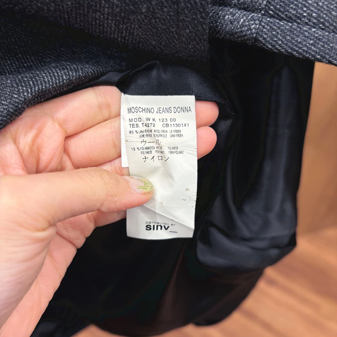 모스키노 진스 울 블렌드 클래식 모토 자켓 사선 지퍼 견장 디테일 블랙 상품이미지7