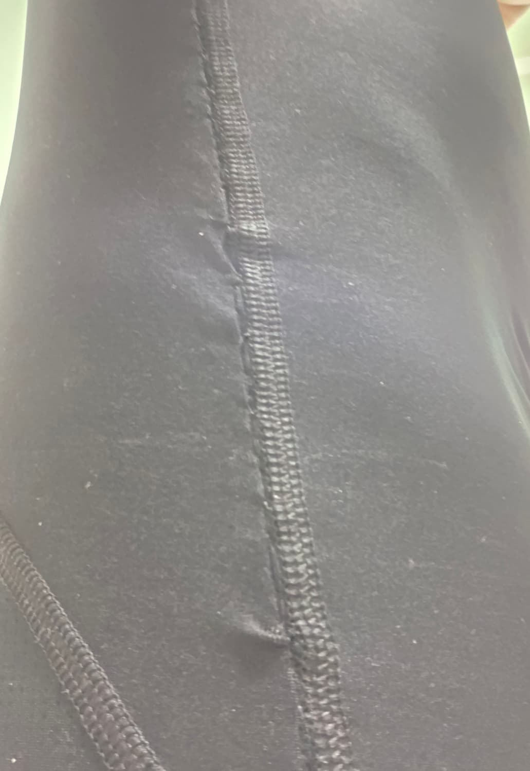 언더아머 히트기어 슬리브리스 블랙 민소매 급처 상품이미지5