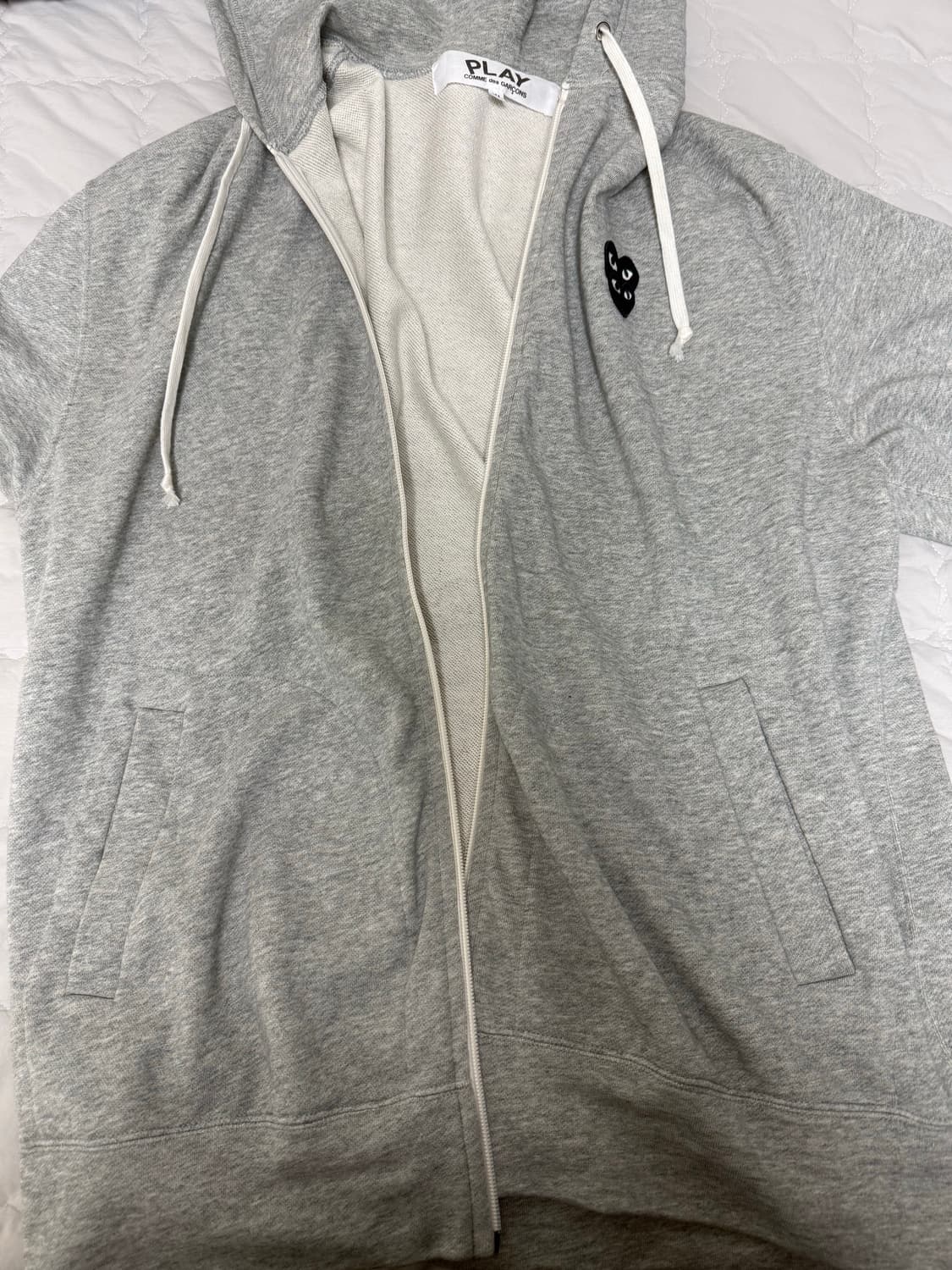 꼼데 더블하트 후드집업 상품이미지1