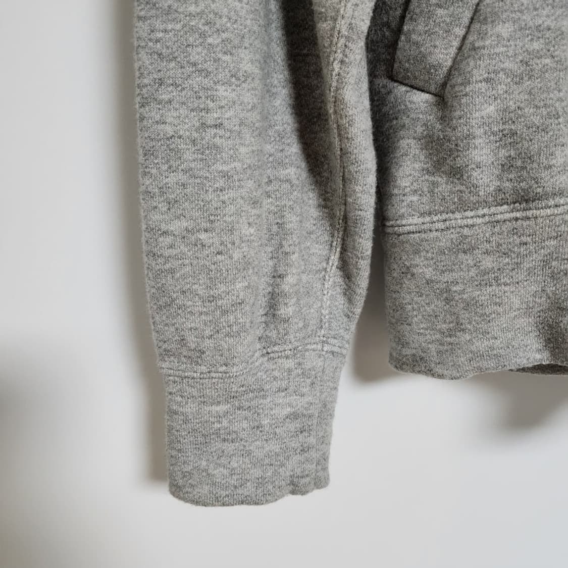 [L] 꼼데가르송 그레이 백프린팅 여성 후드집업 AZ-T249 상품이미지5