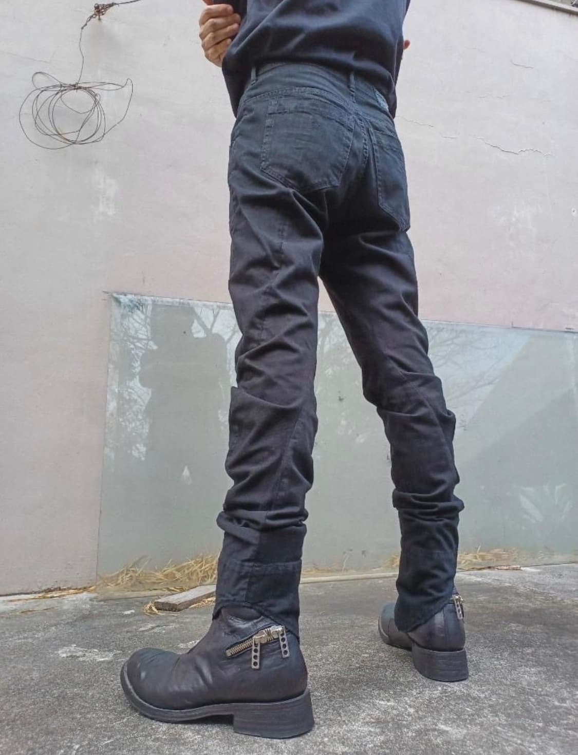 Julius FW14 "Crack" Twisted Pants 상품이미지1
