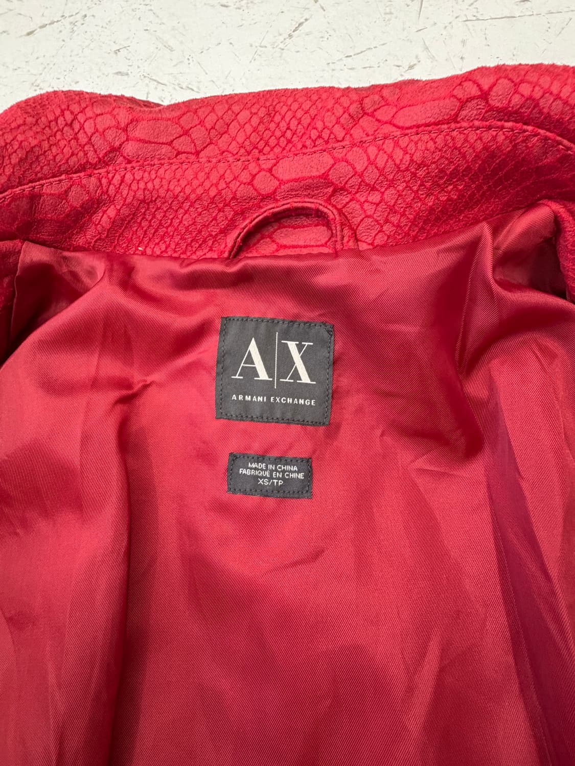 Armani exchange 레드 크롭 자켓 상품이미지7