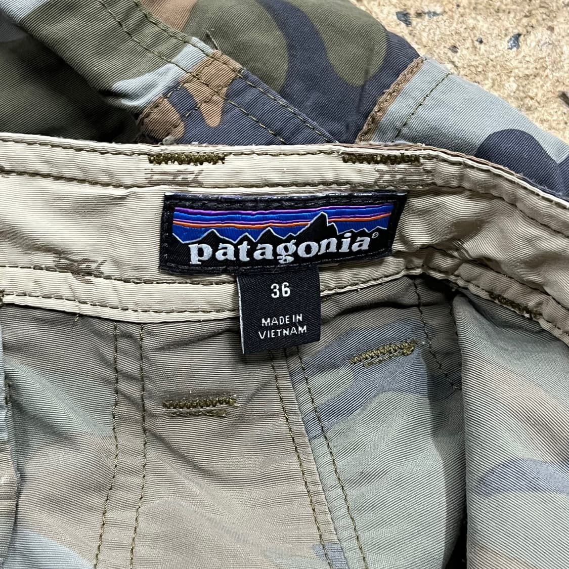 [정품/36] 파타고니아 카모플라주 패턴 빈티지 반바지 b17 상품이미지4
