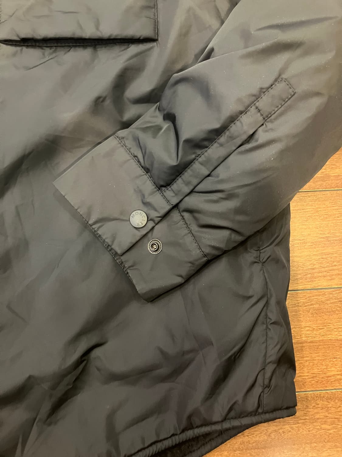 몽클레어 카시스 블랙와펜 패딩 셔츠자켓 (size 4) 상품이미지7