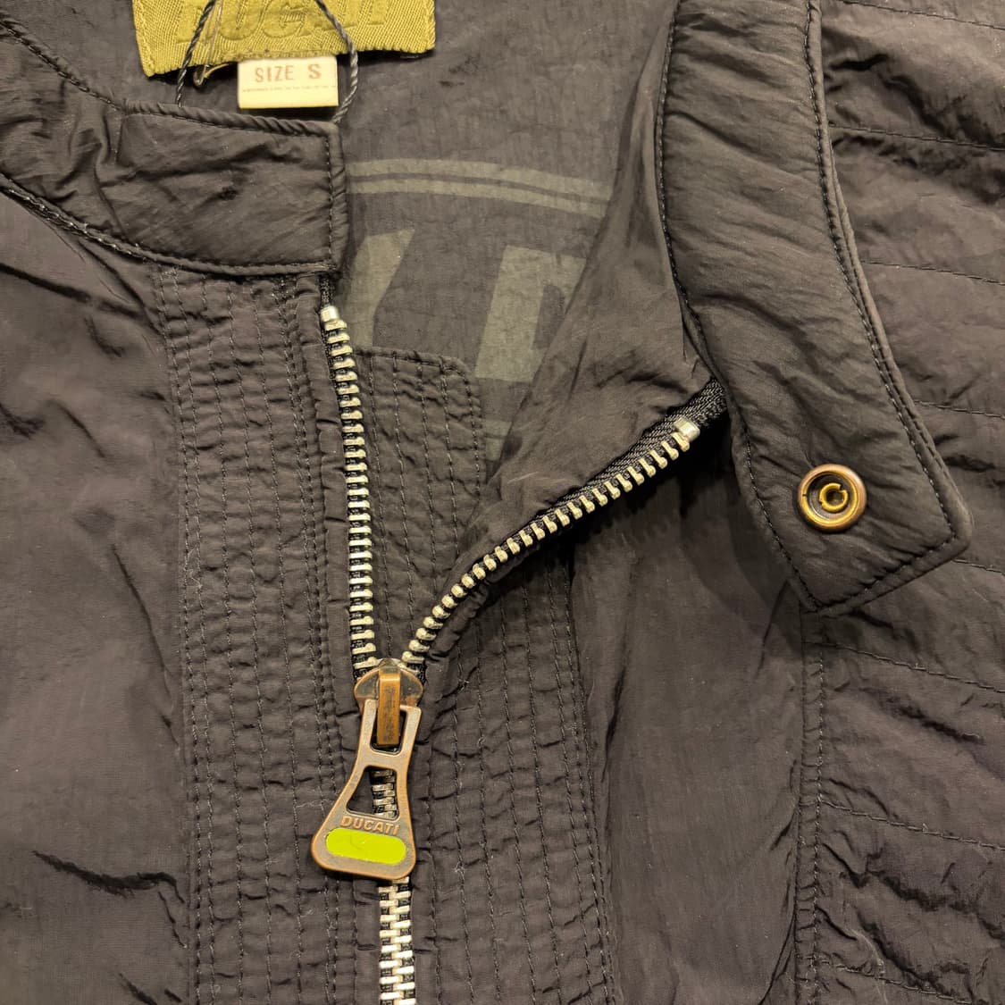 [S] 디젤 X 두카티 콜라보 나일론 블랙 자켓 B303 상품이미지5