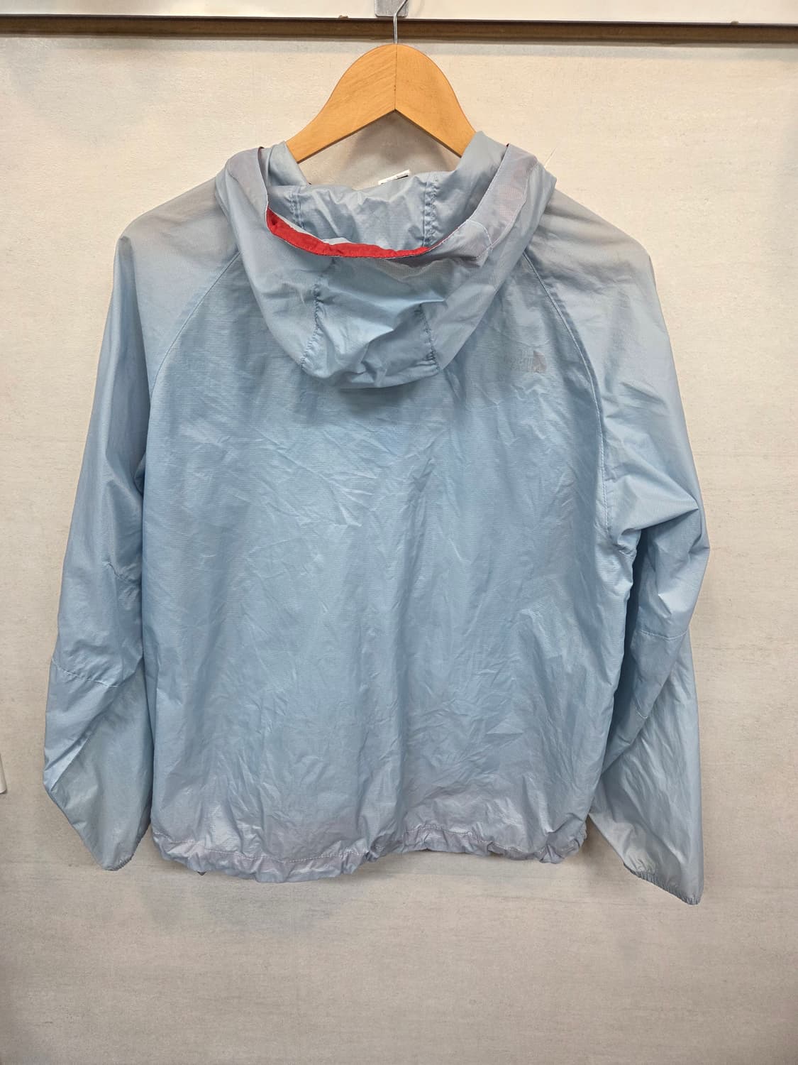 노스페이스 경량 바람막이 나일론 후드자켓 m 상품이미지2