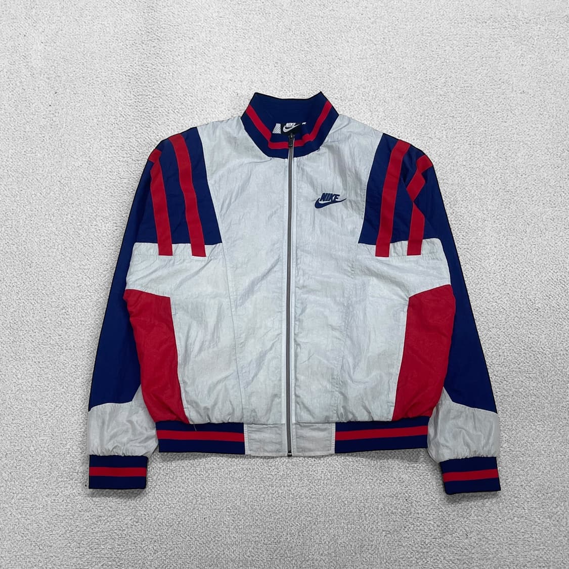 나이키 리이슈 우븐 바람막이 자켓 상품이미지1